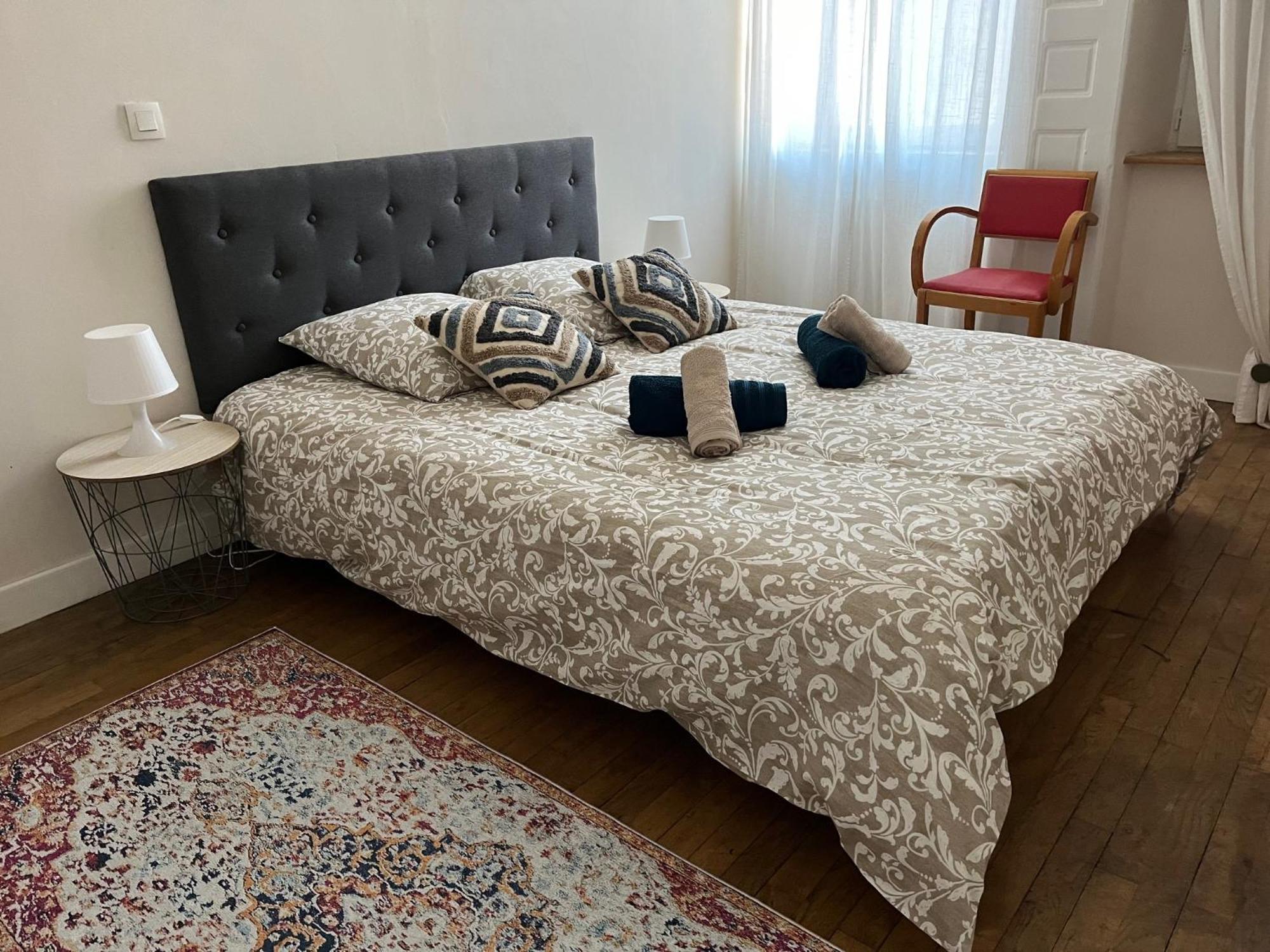 La Villa Louana 2 Appartement 100 M2 Charme De L Ancien En Coeur De Ville اوبيسون المظهر الخارجي الصورة